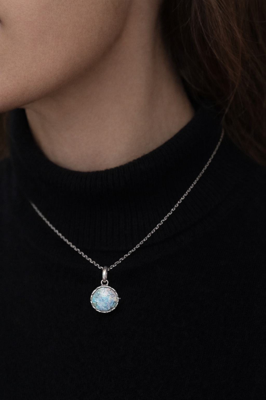 The Minerva Roman Glass Pendant