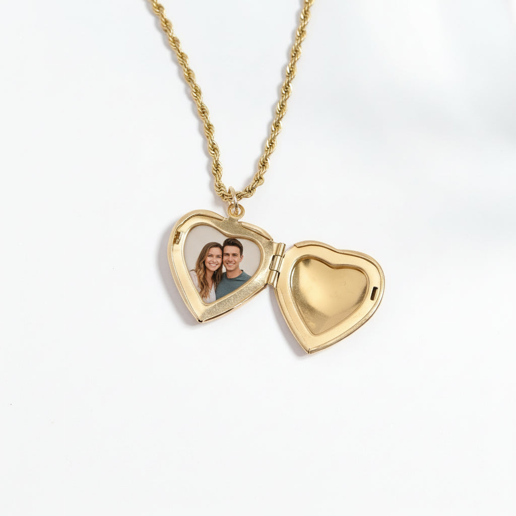Lockhart Locket