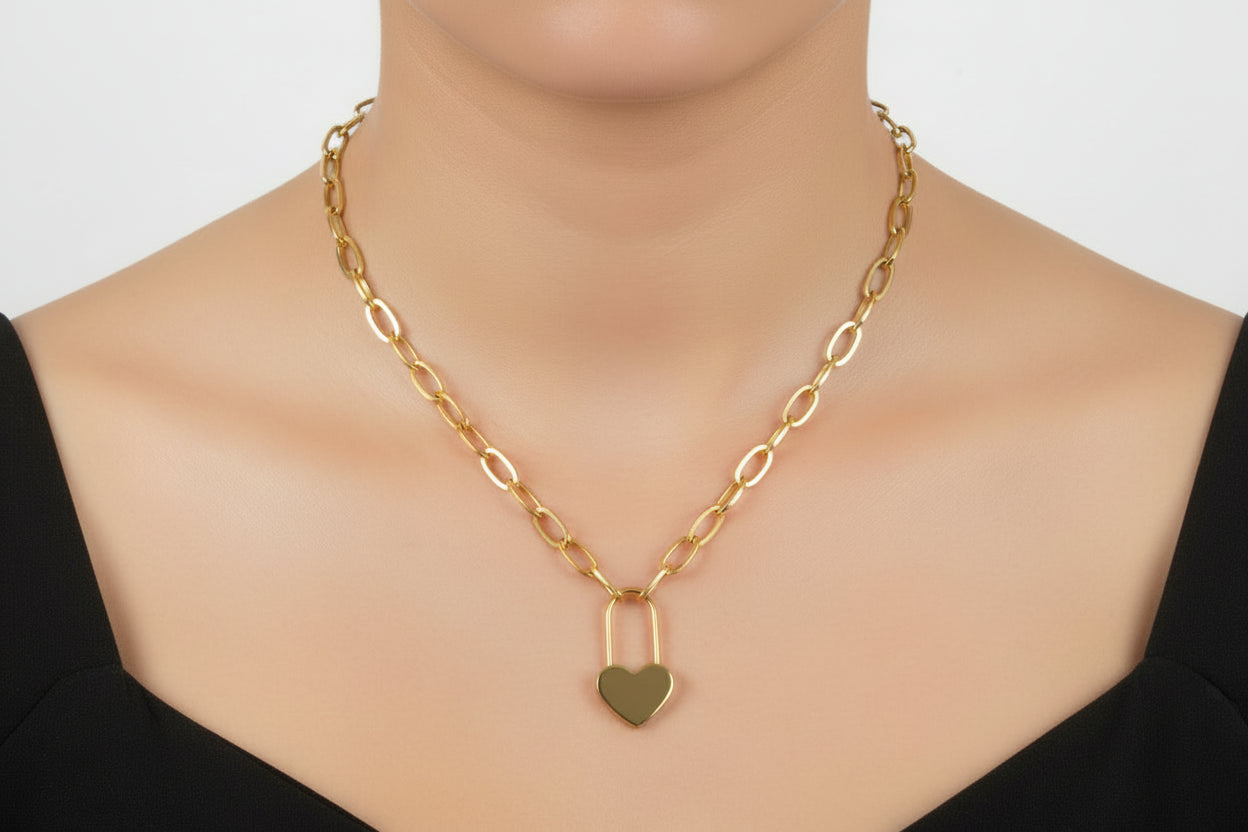 Lockhart Pendant Necklace